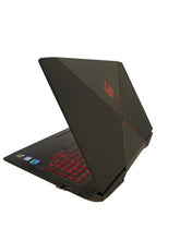 Load image into Gallery viewer, HP Omen | i7 | 16 Go RAM | 250 Go NVMe + SSD | Écran 17&quot; FHD 💥GTX 1080💥🚚 ON581
